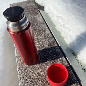 鳥越城跡でちょっと一服(*´◒`*)
低い山だからとお菓子を持ってこなかったけど道の駅で何か買っとけばよかったなー