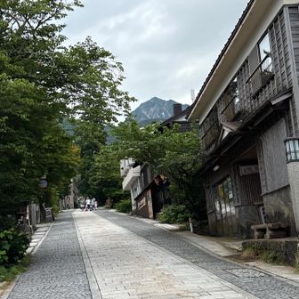 7時杉ですが、既に駐車場は結構詰まっている…。にスタート。午前中に降りれたらなあ…