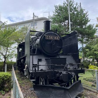 綺麗なC56 144がお出迎え🚂