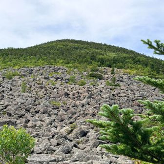 編笠山