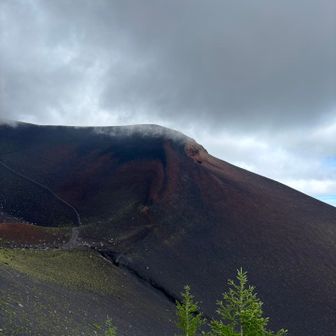 やっと顔が見えた宝永山　また行きます