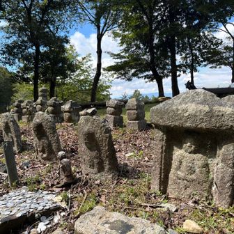 お地蔵さんのある展望地