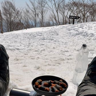 お父さんはラーメン食べながら焼き係🎵
ノンアルビール🍺車に忘れたー😭