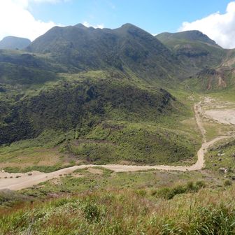 九重連山