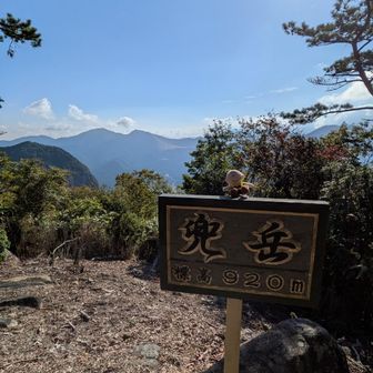 曽爾高原も望めます