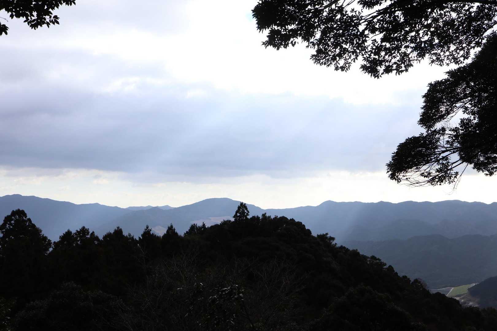 国束山 往復コースの写真