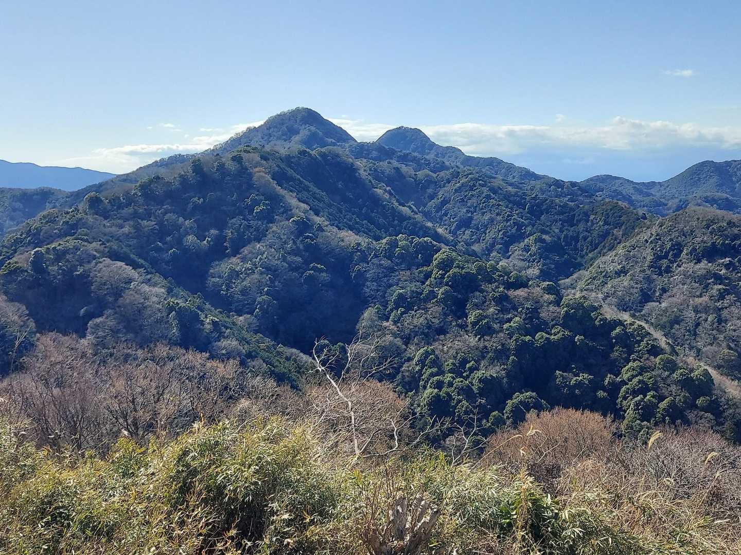 日守山公園入口-大嵐山-茶臼山-茶臼山登山口-日守公民館バ 周回コースの写真