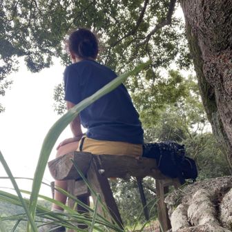 榎辻でクールタイム。
林道歩きだからか ここまで誰ともすれ違わず
皆何処歩いてるのかしら❓笑