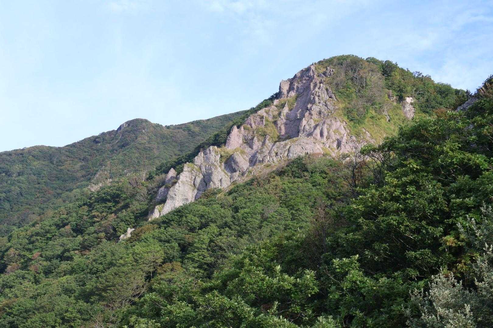 栗ヶ沢登山口-金北山 往復コースの写真