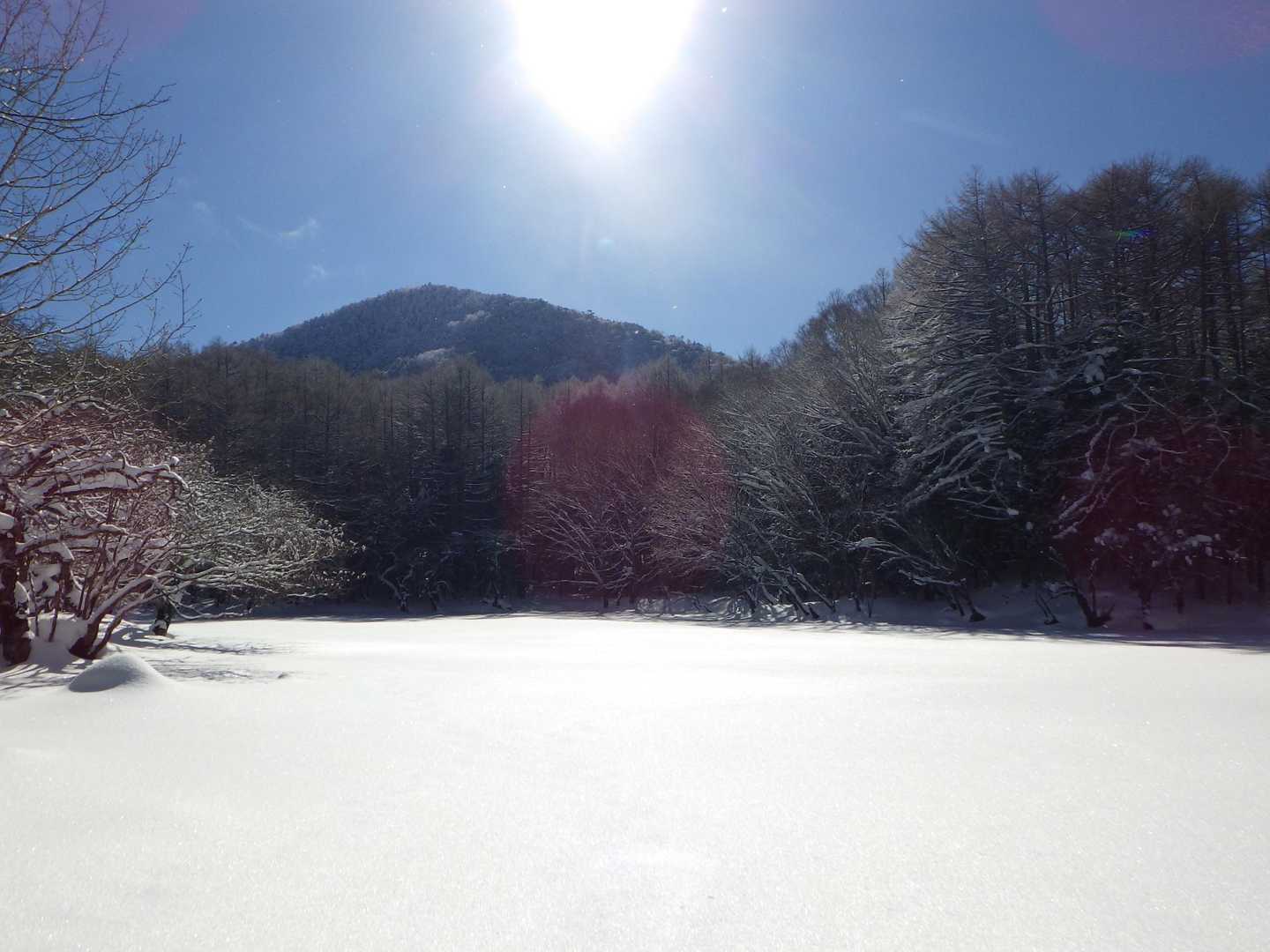 大沼から釈迦が岳