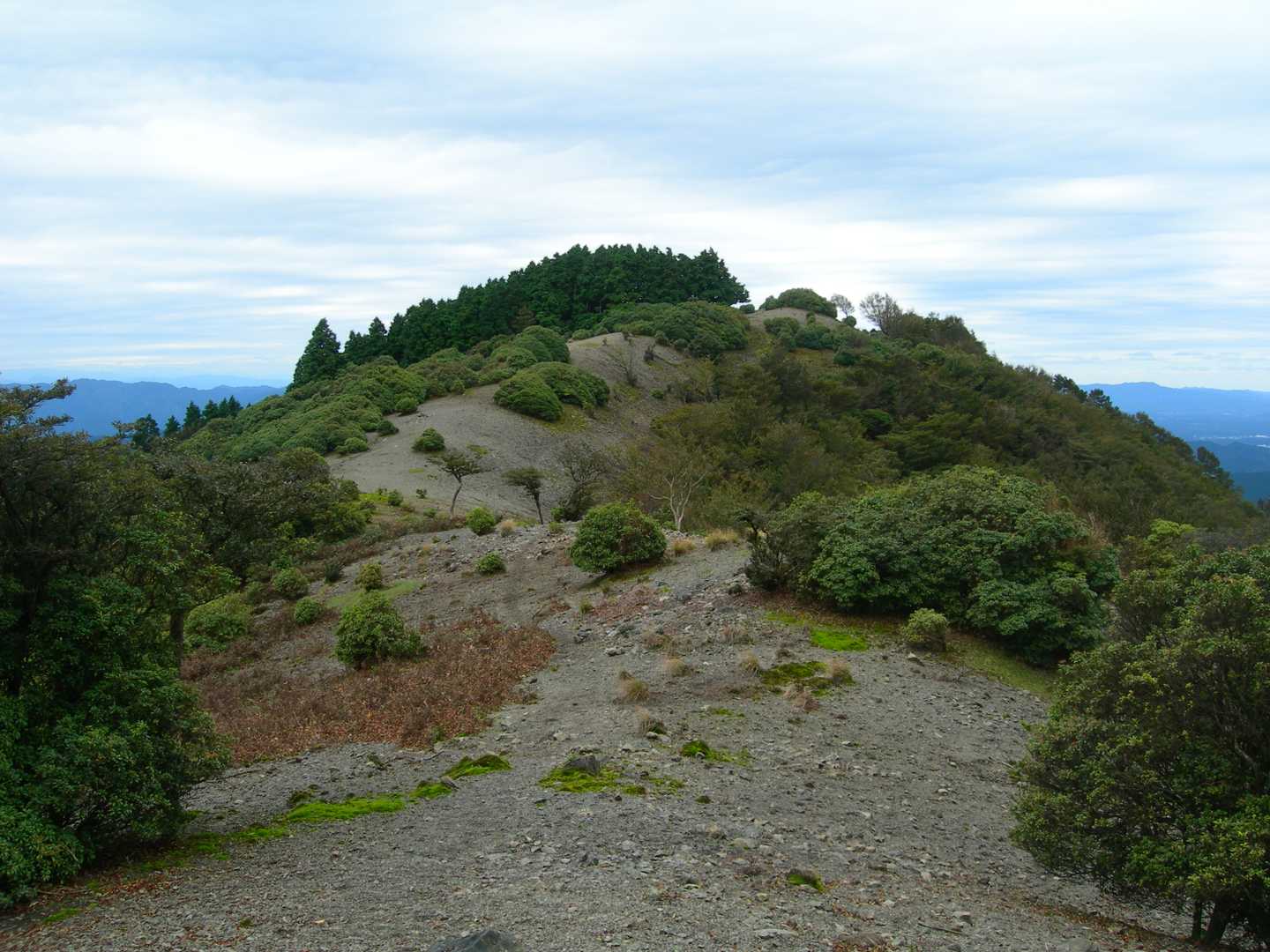 安楽峠-安楽峠登山口-臼杵ヶ岳-小太郎峠-船石-御所平 往復コースの写真