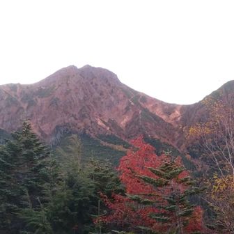 再び中山展望台。明るくなってきました。