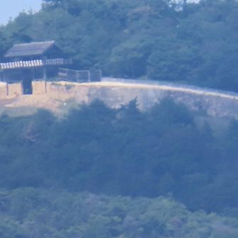 妙見展望台から見た鬼ノ城