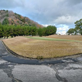 新伊予ゴルフ倶楽部