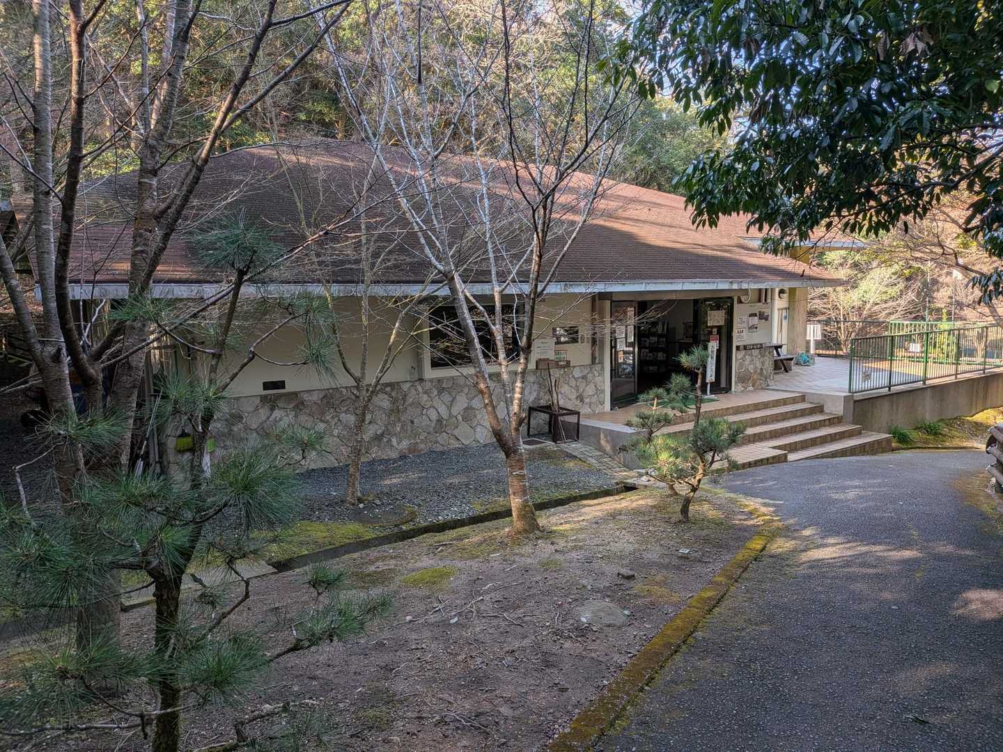 丸山キャンプ場のビジターセンターからスタートです🙇