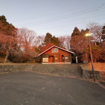 駐車場にはトイレあり