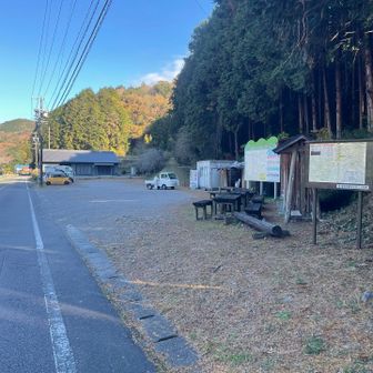 結局誰とも会わなかったですが数台駐まってました