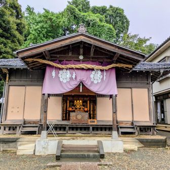 お詣り🙏
御朱印の種類がたくさんあるそうです
https://kokonoejinja.or.jp/goshuin