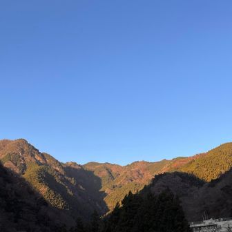 左から2番目のでっぱりがつづら岩
肉眼だとよく分かるけど、写真だとわかりにくい💦