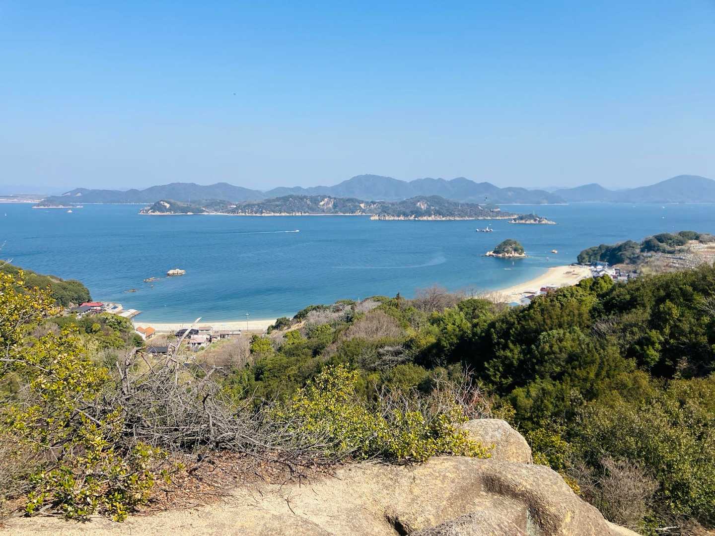 遮るもののない稜線からは常に瀬戸内の多島美が楽しめます