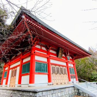 観音堂パート2。トイレと水場あります