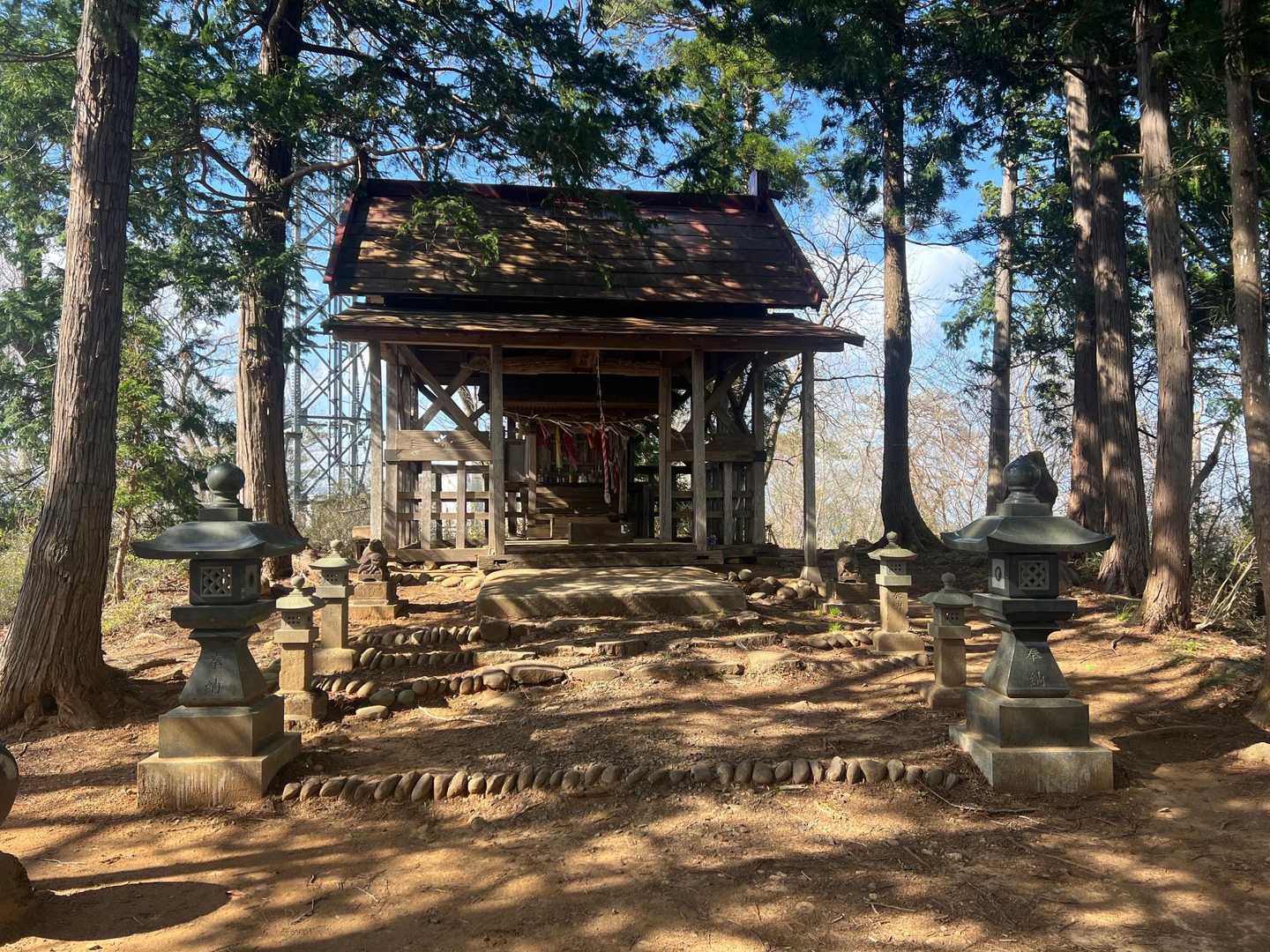 南峰の神社
