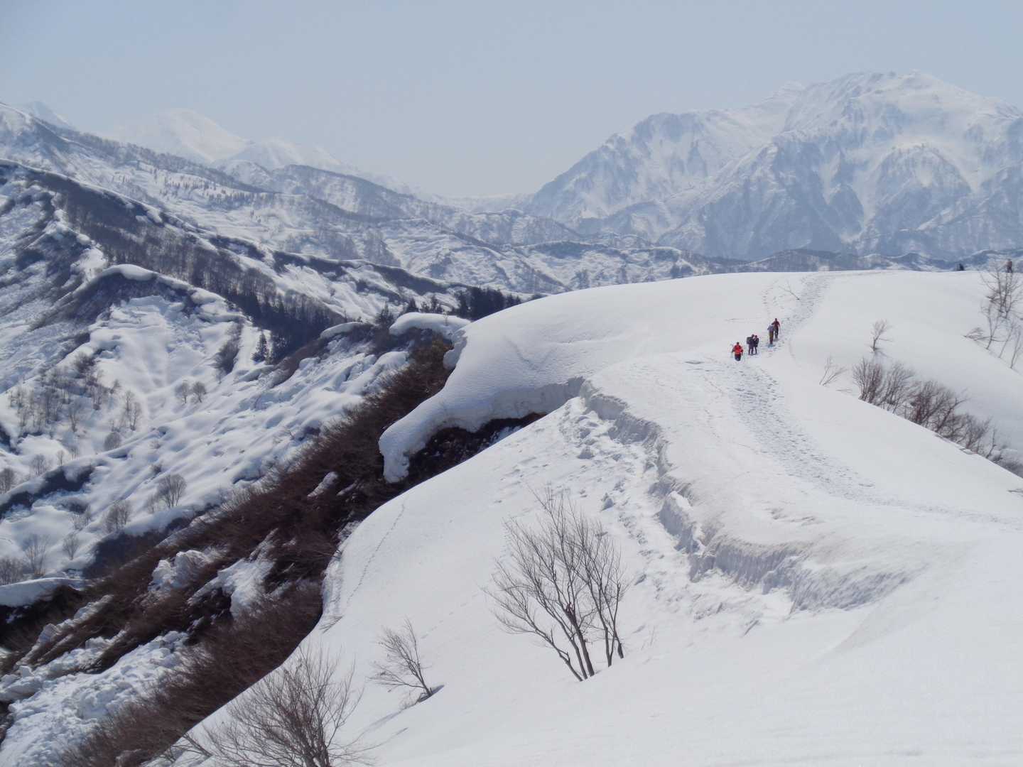 正面に八海山
