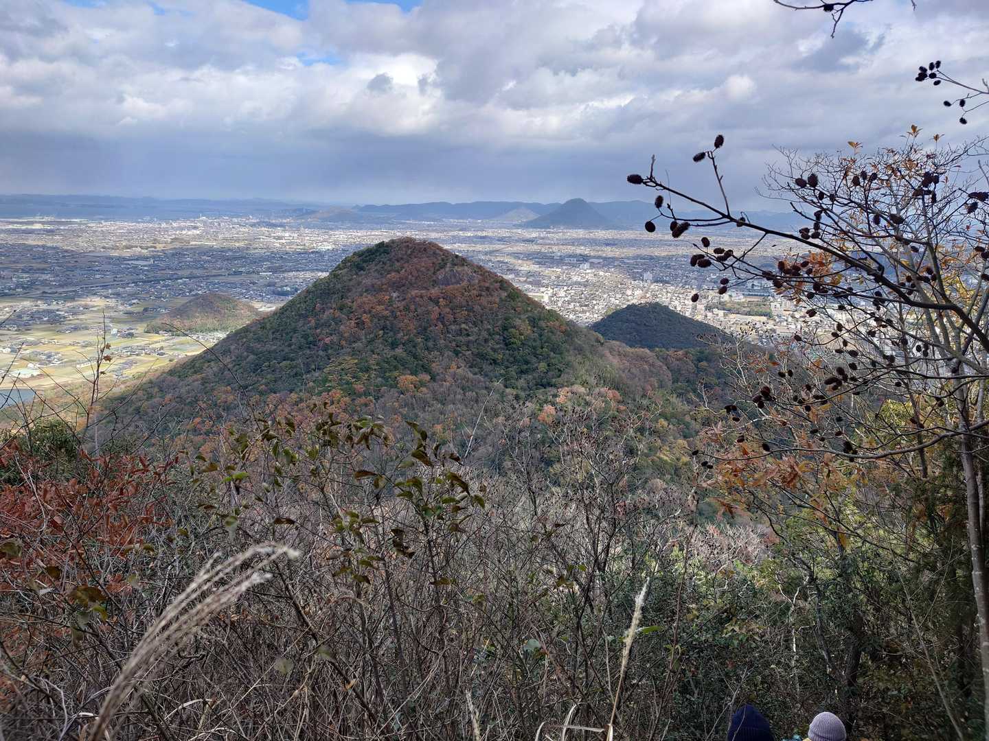 火上山登山口-火上山-出釈迦寺奥の院-我拝師山-大坂峠-筆 縦走コースの写真