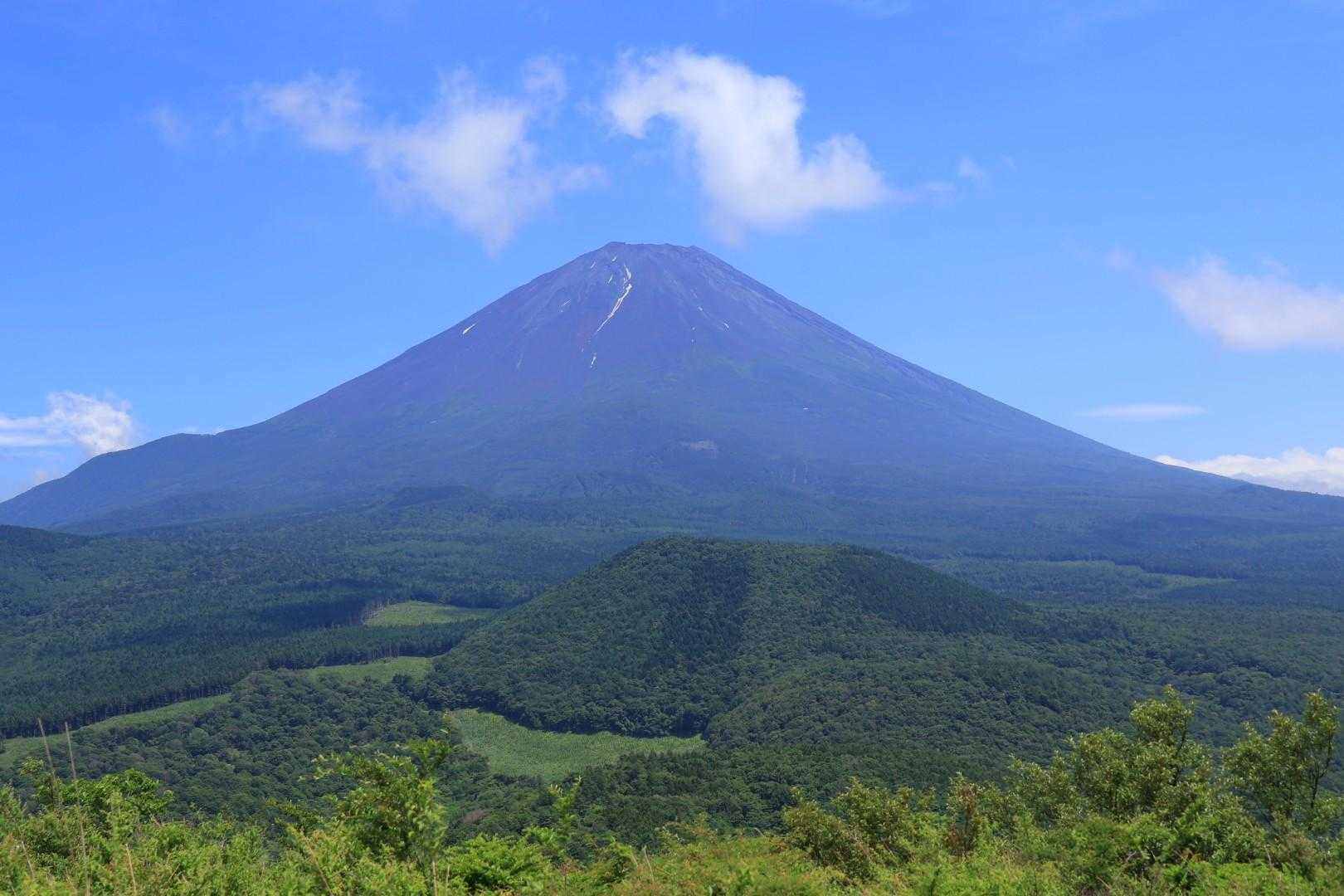 富士風穴-大室山 縦走コースの写真