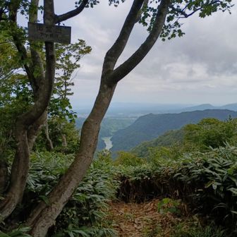 御堂山から内川ダムを