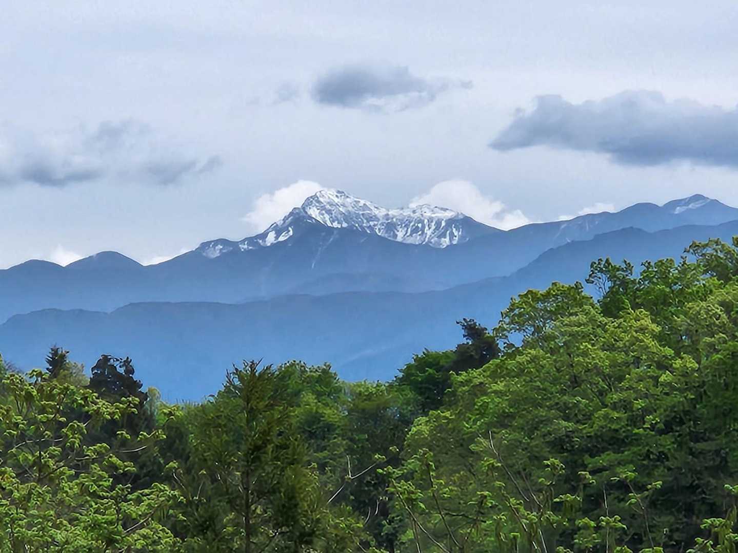 塩見岳😃
これだけでも今日の活動は勝利かな😉