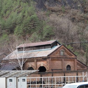 味のあるレンガ造り
足尾銅山観光には、昔わ鐵に乗ったとき一度入ったかな