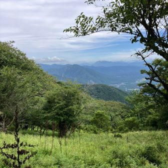 八合目辺りから、風が吹いて涼しく、景色がチョロっと