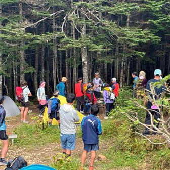 ＴＪＡＲ選手が次々通過し、賑やか