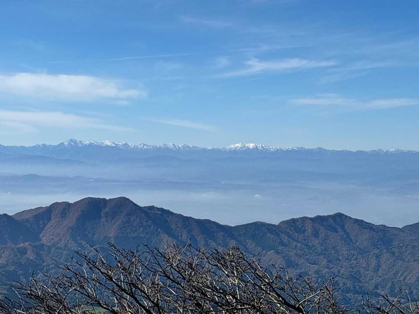 面白山⛰️山頂からの眺望🏞️
(朝日連峰方面)