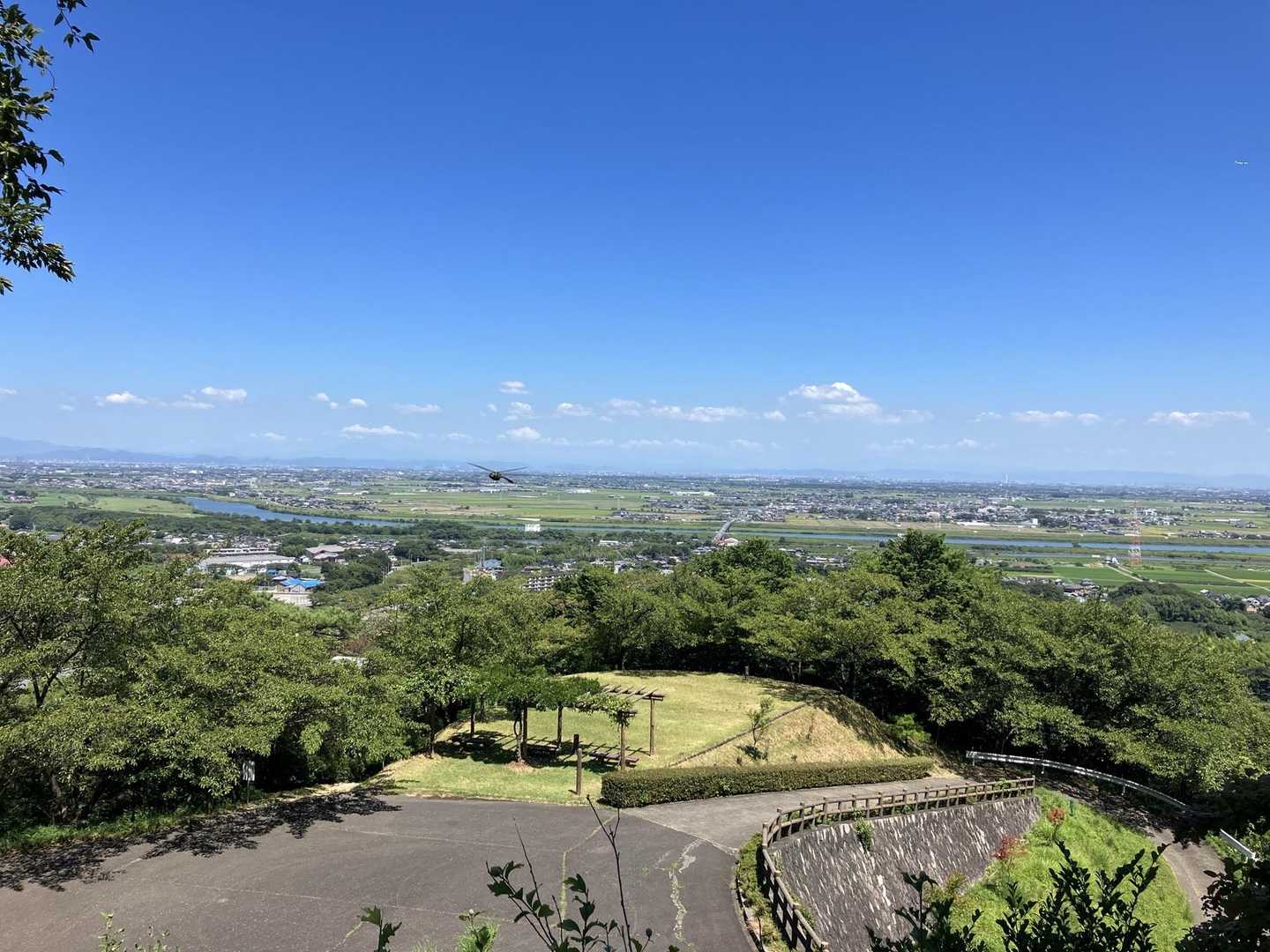 よく見たらトンボが写ってる？
（気になる方拡大して探してね）