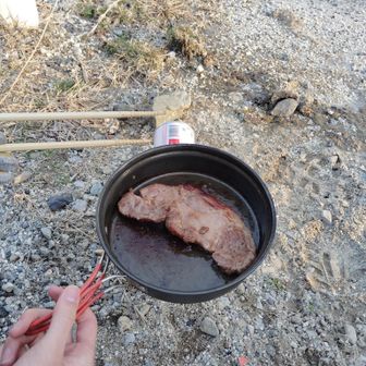 うますぎるて🥩🧂