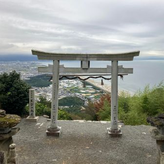 天空の鳥居