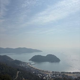 坂越湾に浮かぶ生島