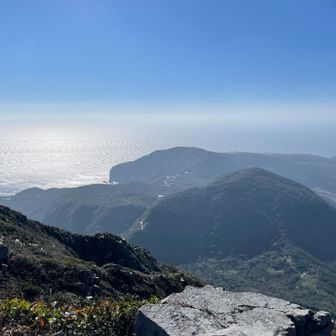 爆風で立ってられない、なんとか写真1枚だけ