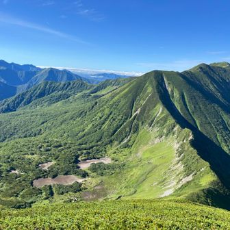 トッタ⛰️からカール

あー、たまらん✨
七つ沼の水はほぼない