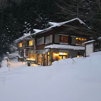 朝食が5:45から（夏沢鉱泉）
6時には出発可能です