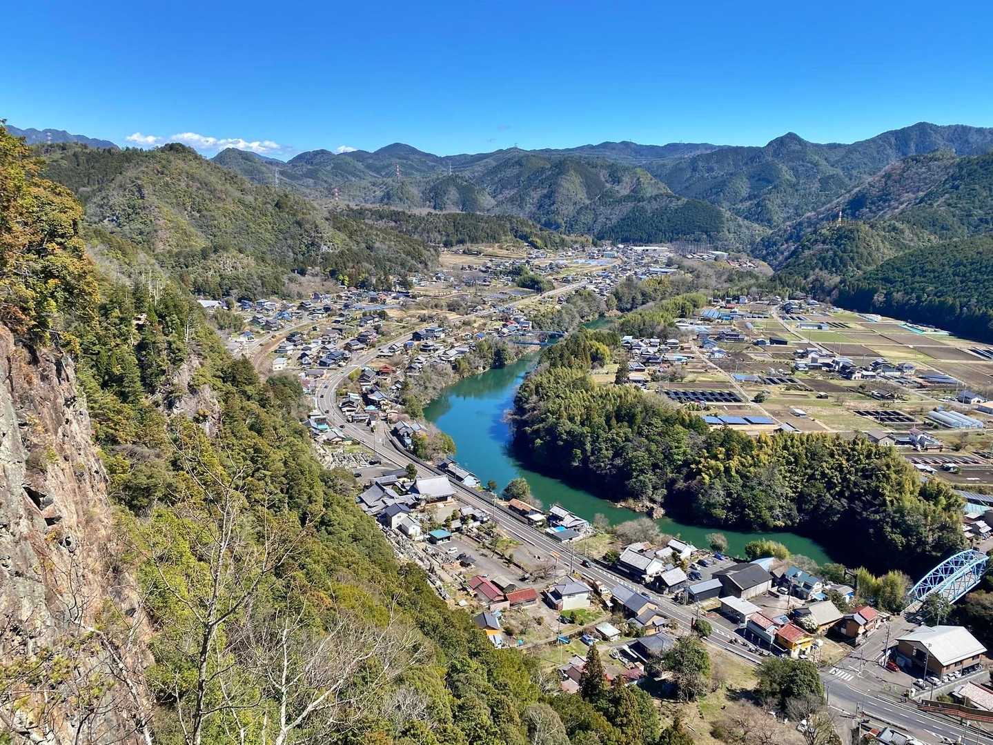 遠見山往復｜岐阜のグランドキャニオンを見下ろす展望台の写真