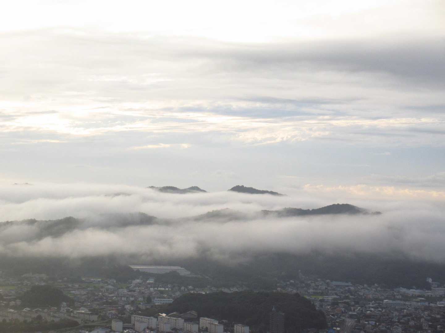 大小山･大坊山方面の景色[両崖山展望台]
プチ雲海？？