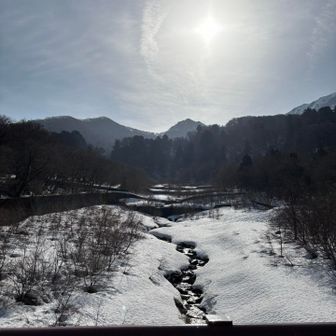 こんなに雪が残っているとは思ってなかったです