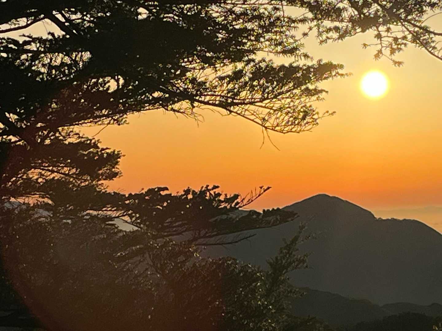 銀山平-庚申山-鋸山-皇海山-六林班峠 周回コースの写真