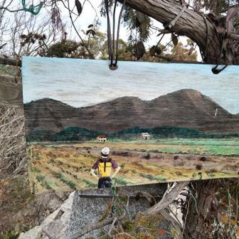 どなたかが描かれた風景画が吊られていました。
なかなか趣のある絵画です🙂