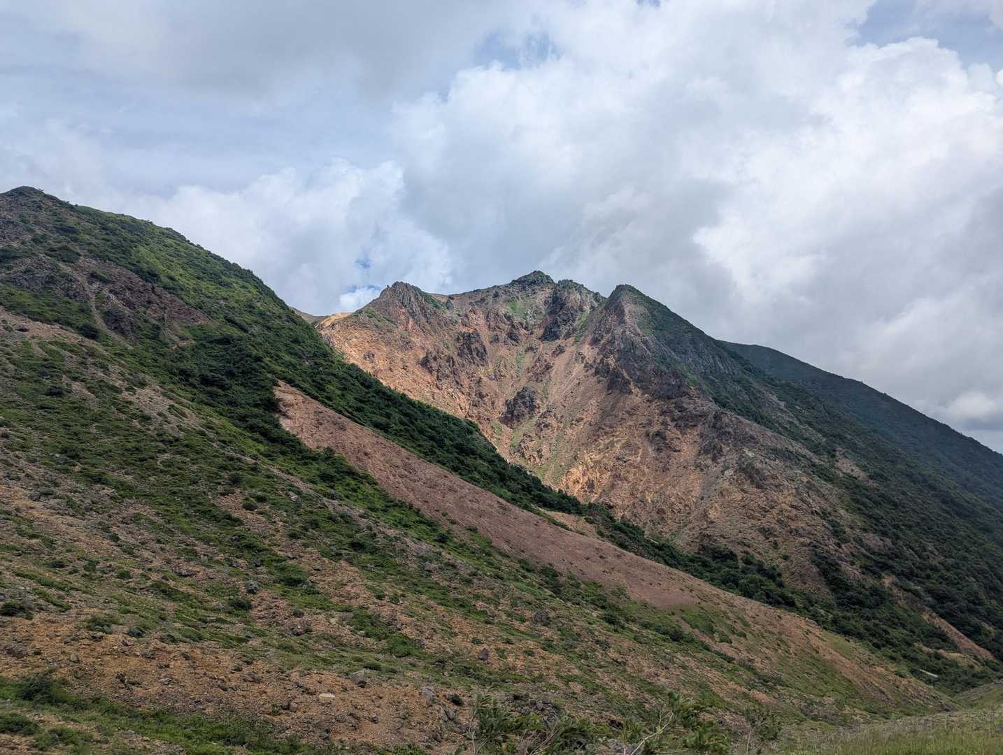 那須ロープウェイ 山頂駅-茶臼岳-朝日の肩-朝日岳-峠の茶 縦走コースの写真