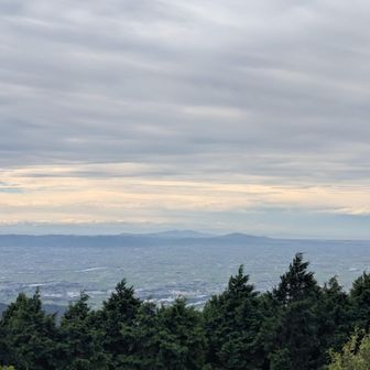 蛤岩の上から、唯一の展望