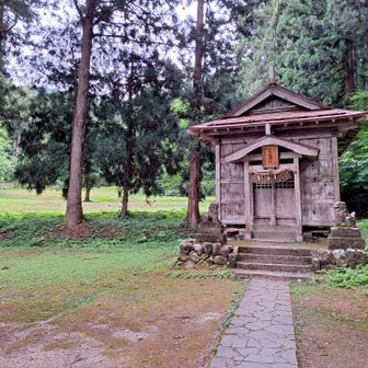混んでる鳥坂神社